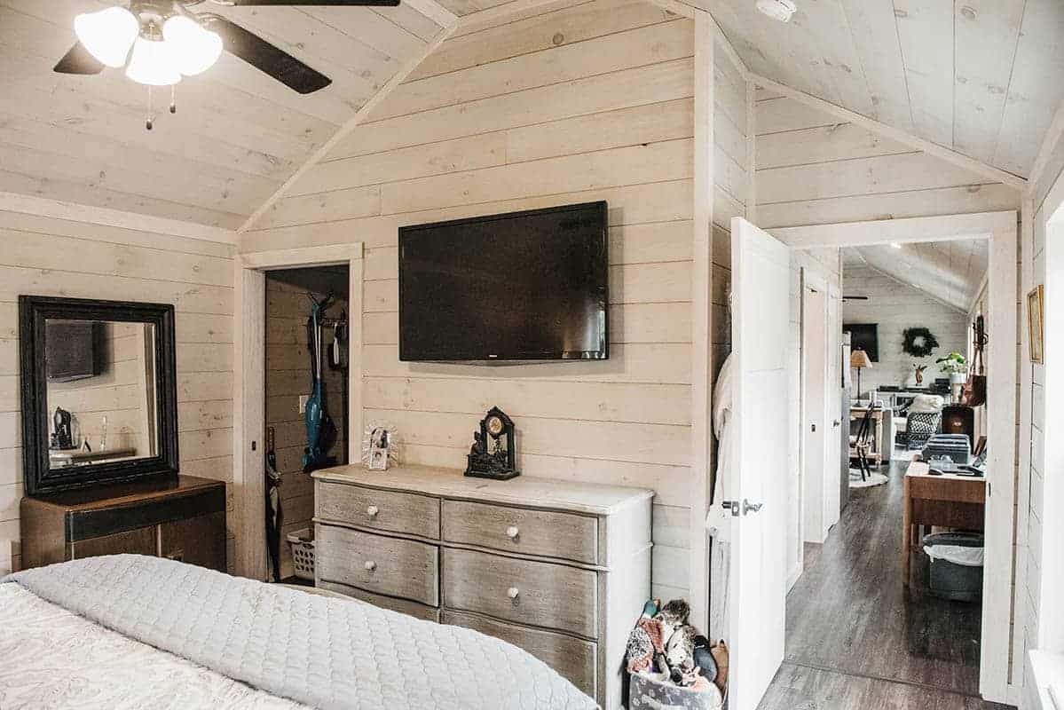 modern bedroom modular cabin
