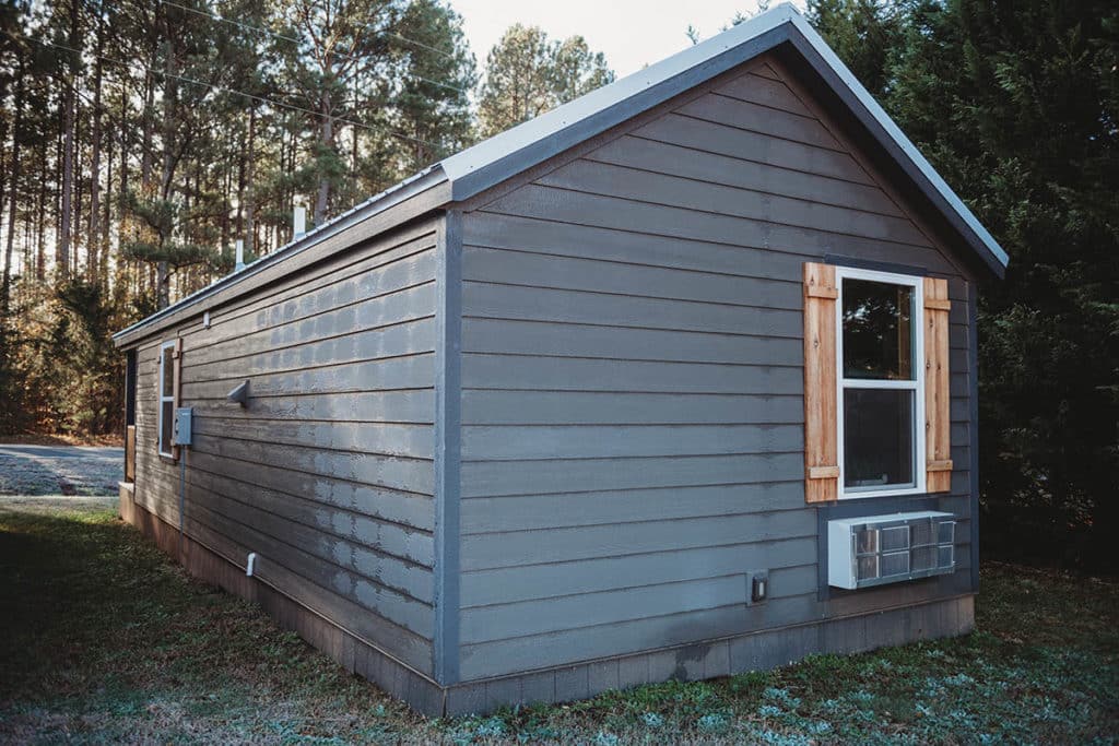 modular log cabin exterior