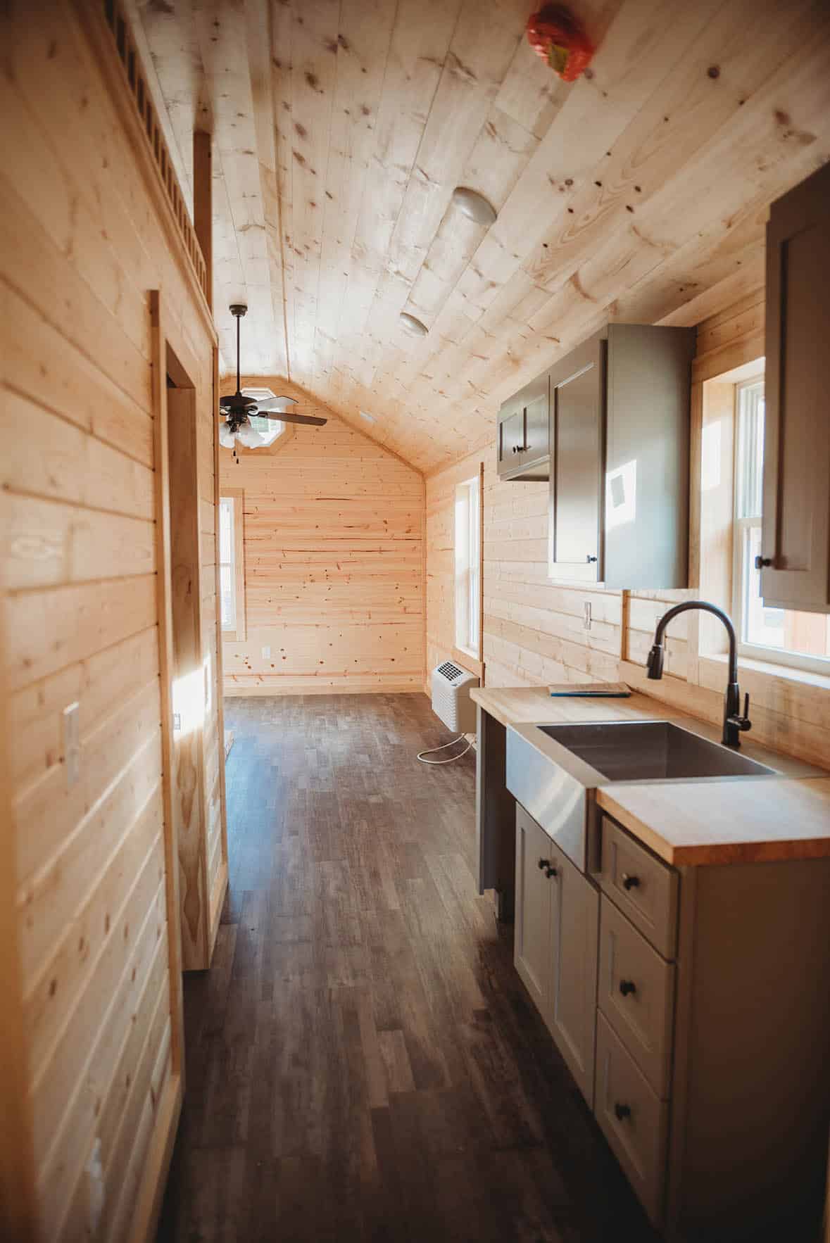 Prefab Tiny Home Log Cabin - 2001